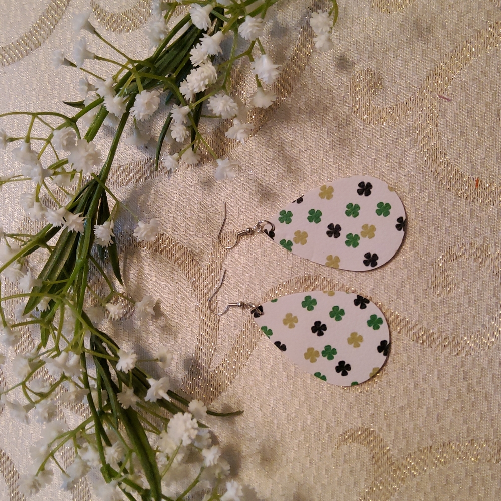 Green Multi Earrings - Picture 3 of 3